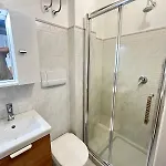 アパート Viale Vittorio Funicolare Citta Alta ベルガモ